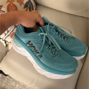 HOKA BONDI W8